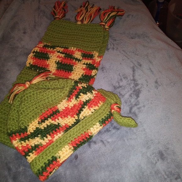 Toddler Hat & Scarf Set (green/multi colored) - Picture 1 of 3